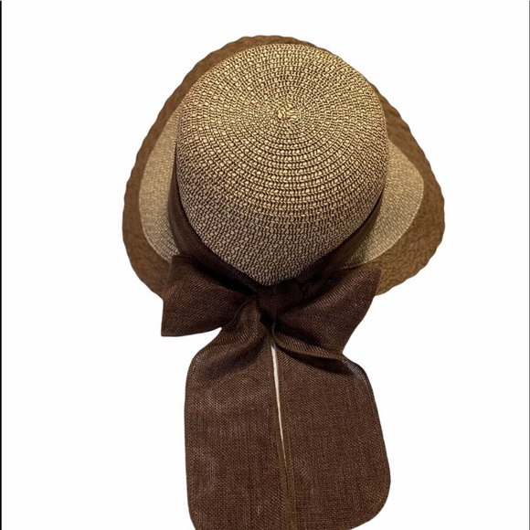 Women’s Straw Hat Accented With A Brown Bow - Picture 2 of 9